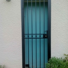 porte-grille-entrée