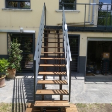 escalier-extérieur-fer-thermolaquage