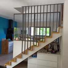 rampe-escalier-métallique-design