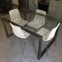 Table-design-métal-verre